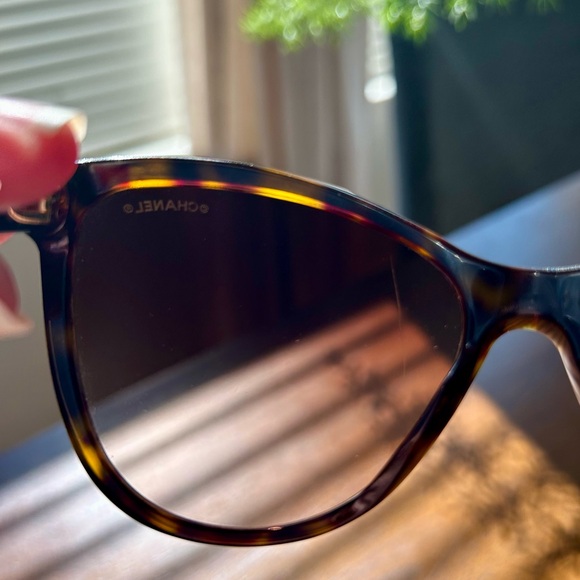 CHANEL Cateye Havana Brown Sunglasses, Authenticity Card, Original Case (5281-Q) - Picture 10 of 16